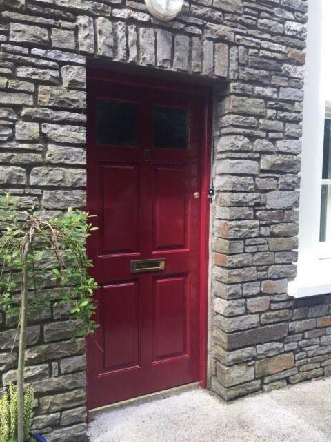Modern Home In The Heart Of Rosscarbery Village المظهر الخارجي الصورة
